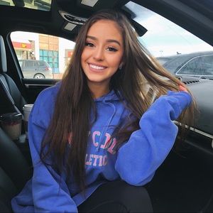 Meet your Posher, Hailey